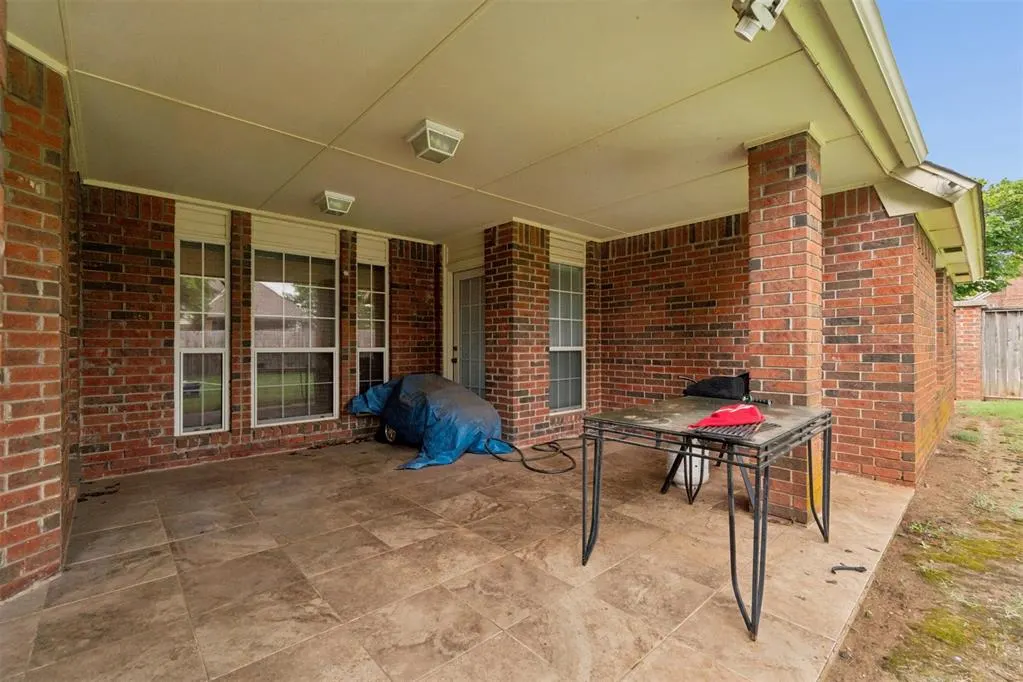 Photo 36 — 2413 Villa Lante Circle, Oklahoma City, OK 73170