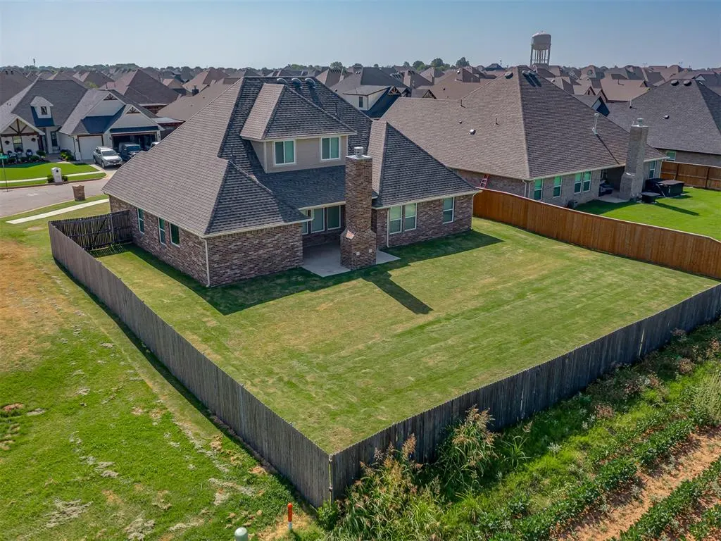 Photo 32 — 509 Carlow Way, Yukon, OK 73099