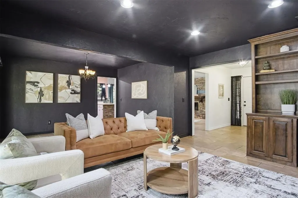 Photo 5 — 3620 W Charter Oak Road, Edmond, OK 73034