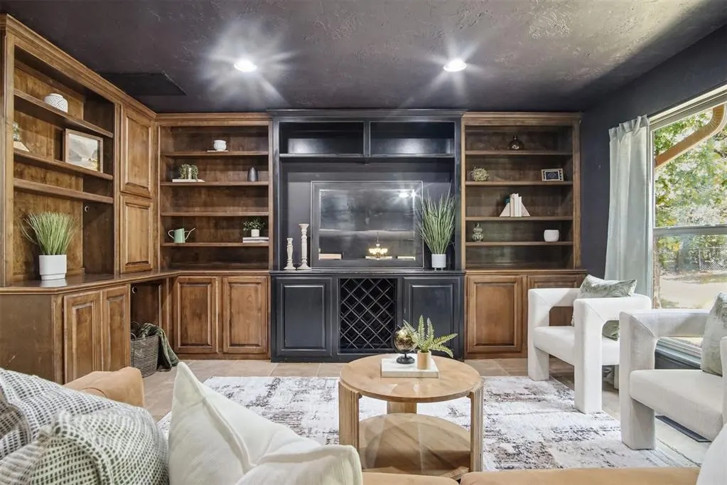 Photo 6 — 3620 W Charter Oak Road, Edmond, OK 73034