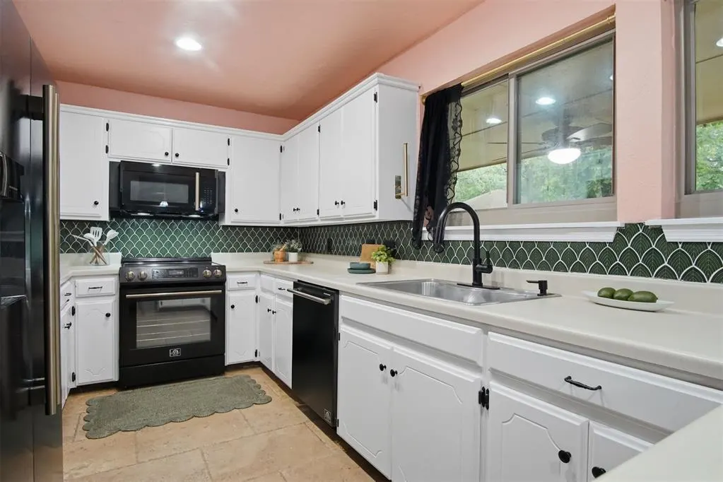 Photo 9 — 3620 W Charter Oak Road, Edmond, OK 73034