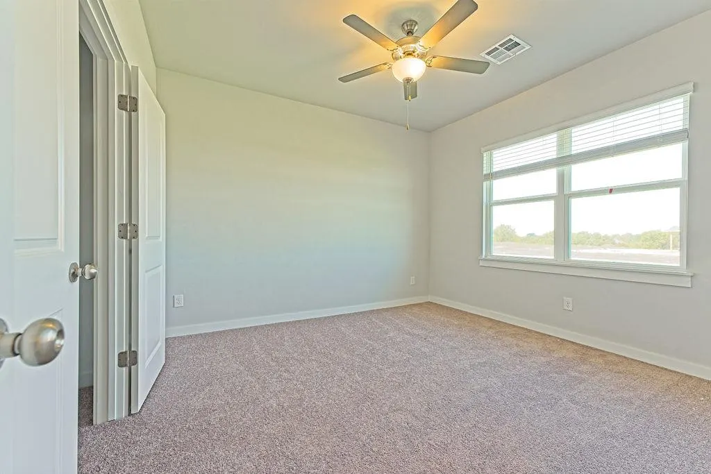 Photo 17 — 3350 Manning Farms Boulevard, El Reno, OK 73036