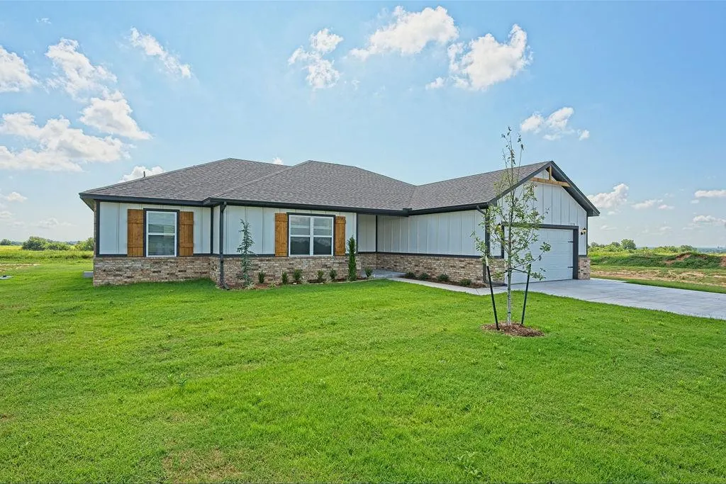 Photo 29 — 3350 Manning Farms Boulevard, El Reno, OK 73036