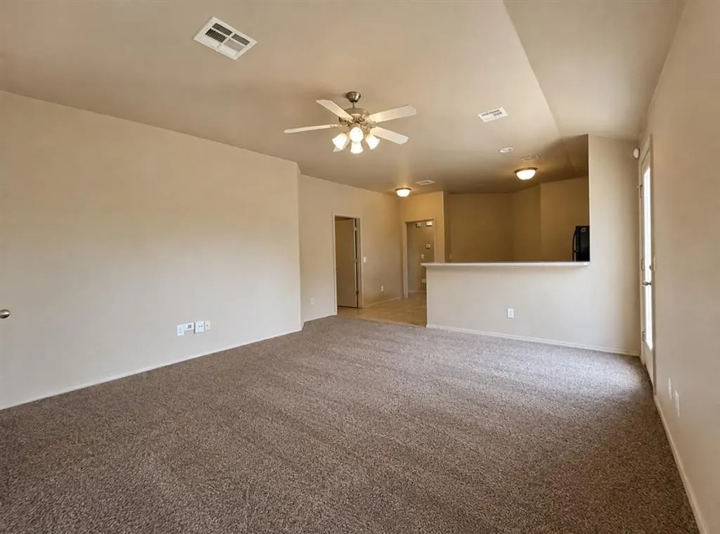Photo 3 — 3600 Janus, Yukon, OK 73099