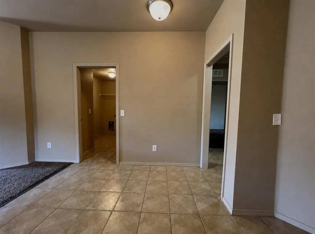 Photo 5 — 3600 Janus, Yukon, OK 73099