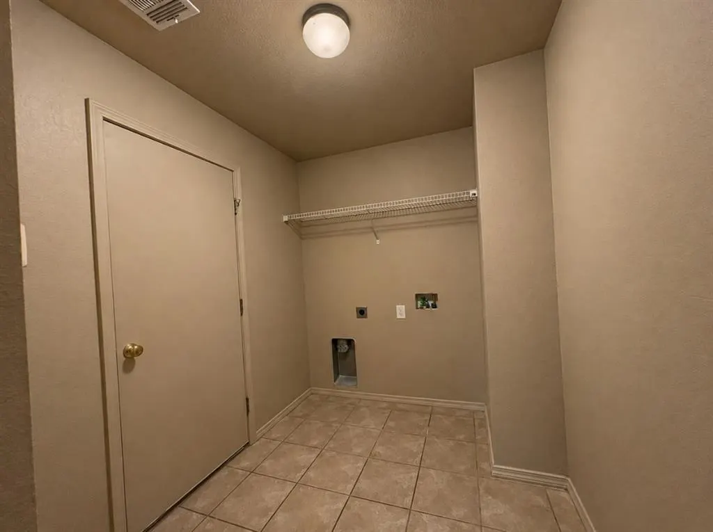 Photo 6 — 3600 Janus, Yukon, OK 73099