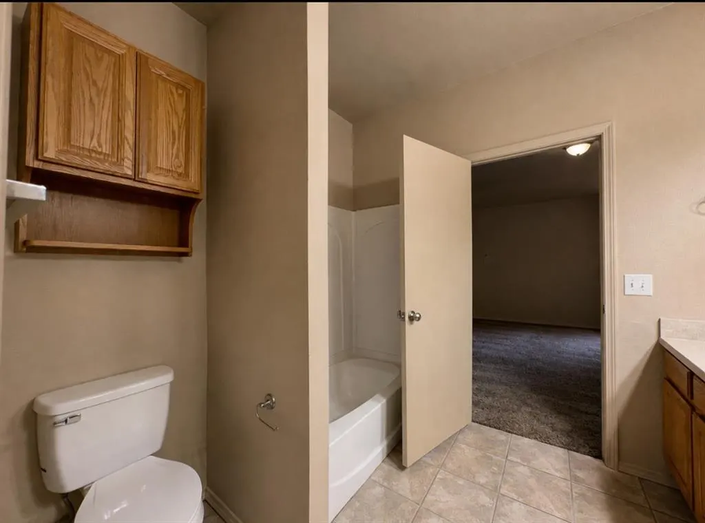 Photo 12 — 3600 Janus, Yukon, OK 73099