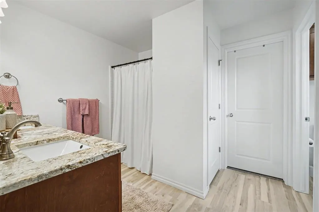 Photo 16 — 1009 Avalon Court, Altus, OK 73521