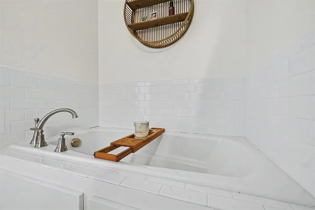 Photo 17 — 1009 Avalon Court, Altus, OK 73521