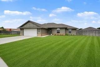 Sold home at 1009 Avalon Court