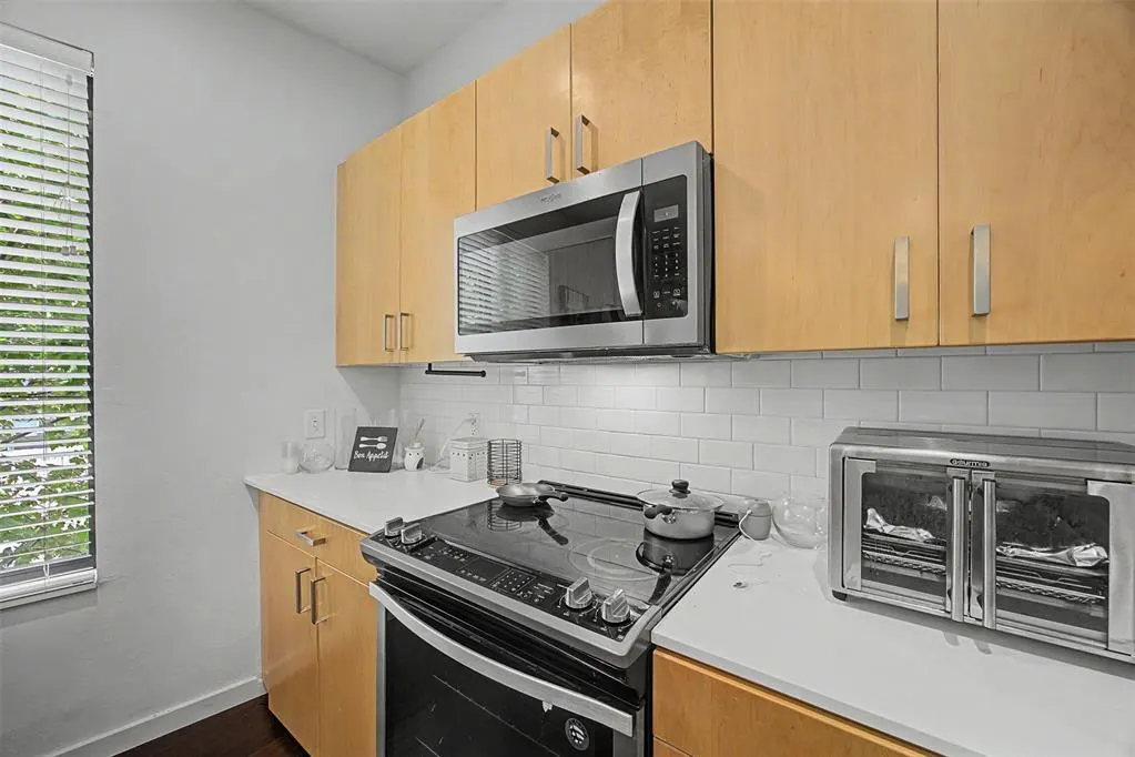 Photo 10 — 627 Couch Drive N10, Oklahoma City, OK 73102