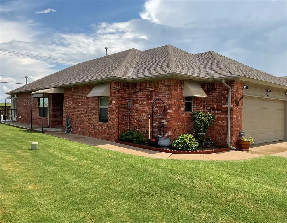 Photo 2 — 9208 Roadrunner Avenue, Oklahoma City, OK 73139