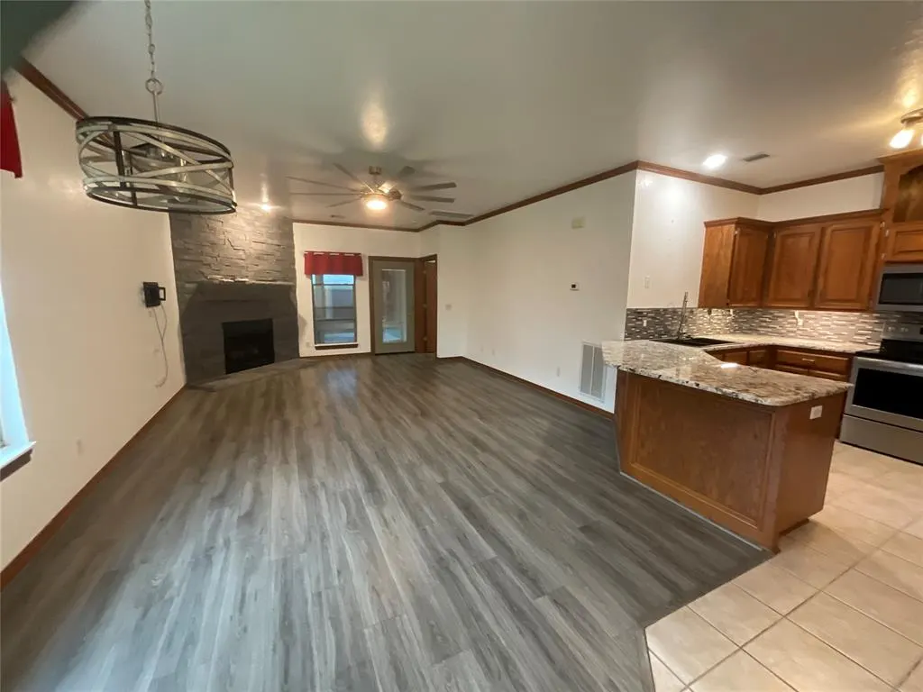 Photo 8 — 9208 Roadrunner Avenue, Oklahoma City, OK 73139
