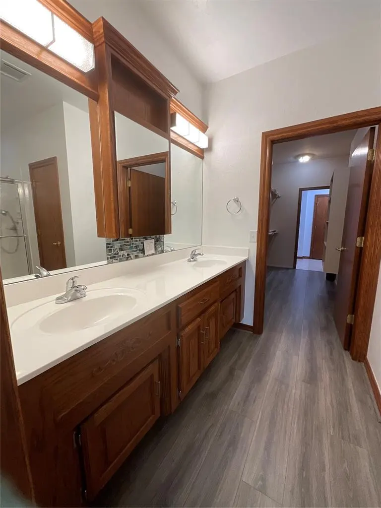 Photo 16 — 9208 Roadrunner Avenue, Oklahoma City, OK 73139