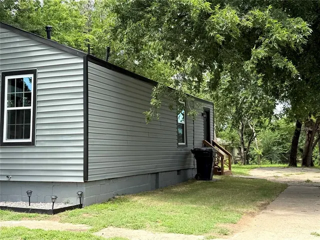 Photo 4 — 3741 NW 29th Street, Oklahoma City, OK 73107