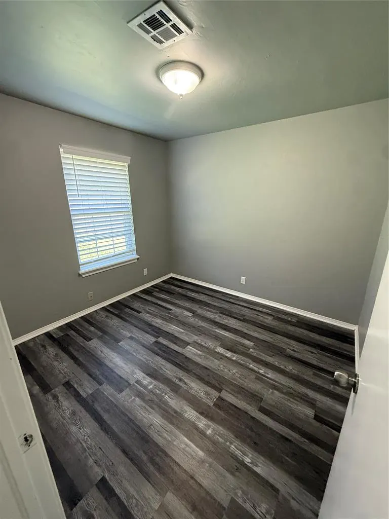 Photo 11 — 304 Liza Lane, Tecumseh, OK 74873