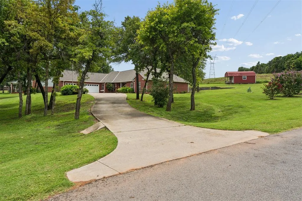 Photo 2 — 13200 SE 71st Terrace, Oklahoma City, OK 73150
