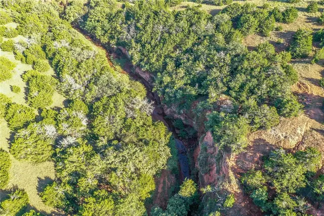 Photo 5 — 0000 N 2360 Road, Thomas, OK 73669