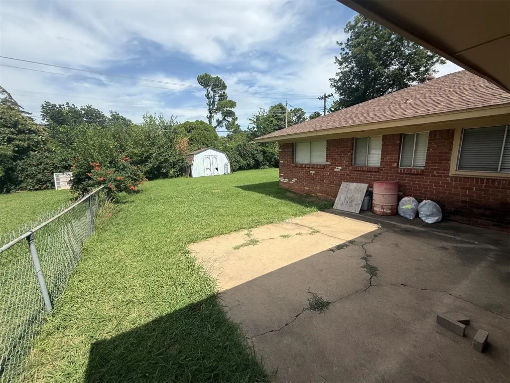 Photo 20 — 7304 S Douglas Place, Oklahoma City, OK 73139