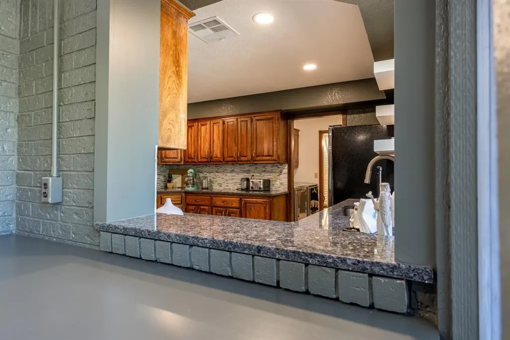 Photo 15 — 2325 East Hills Drive, Moore, OK 73160