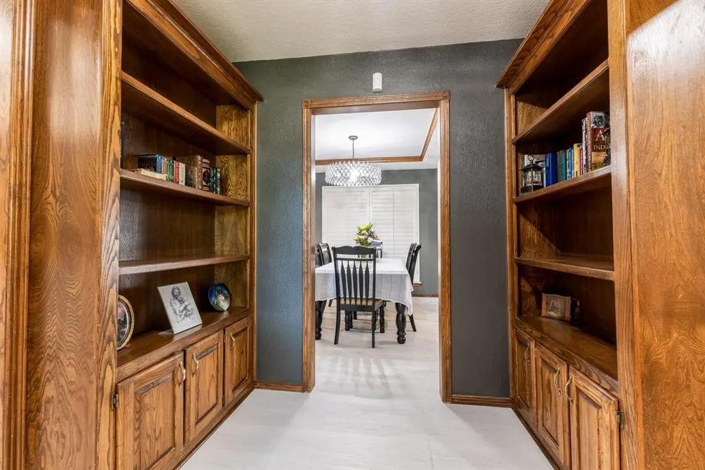 Photo 17 — 2325 East Hills Drive, Moore, OK 73160