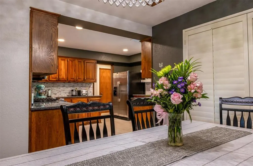 Photo 19 — 2325 East Hills Drive, Moore, OK 73160