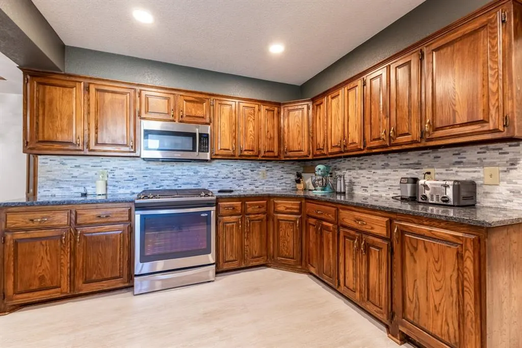 Photo 22 — 2325 East Hills Drive, Moore, OK 73160