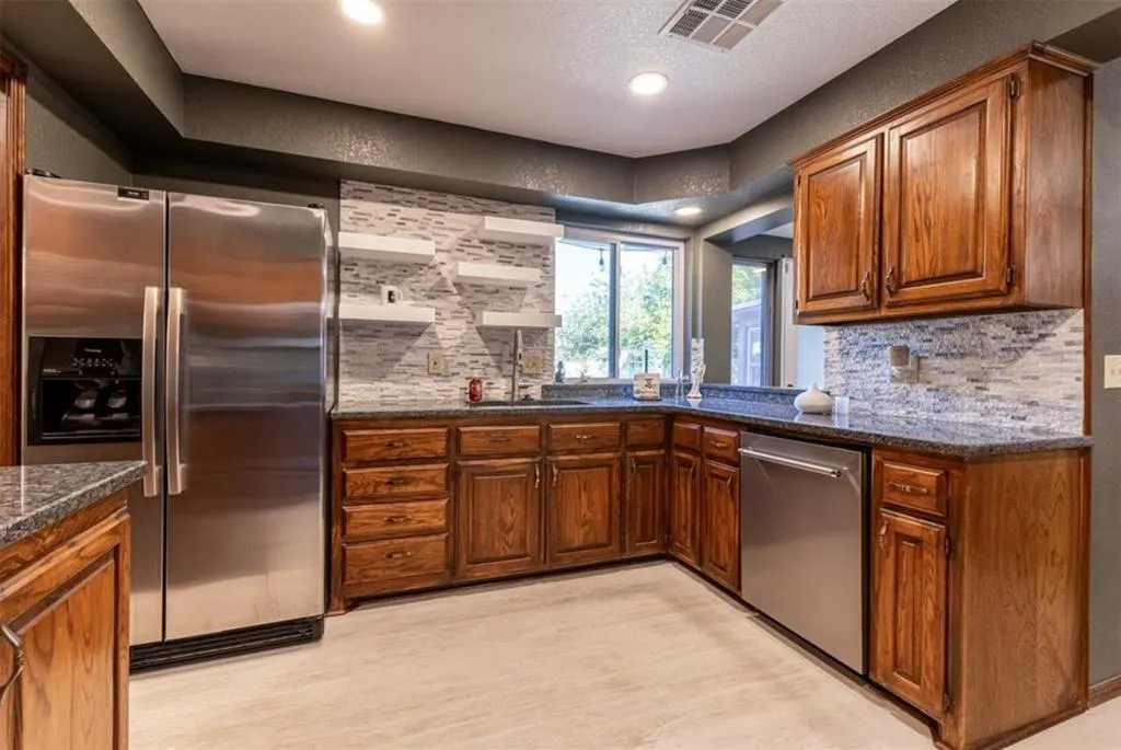 Photo 23 — 2325 East Hills Drive, Moore, OK 73160