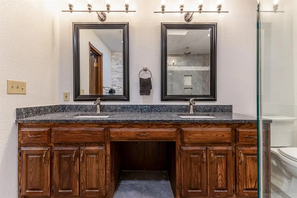 Photo 31 — 2325 East Hills Drive, Moore, OK 73160