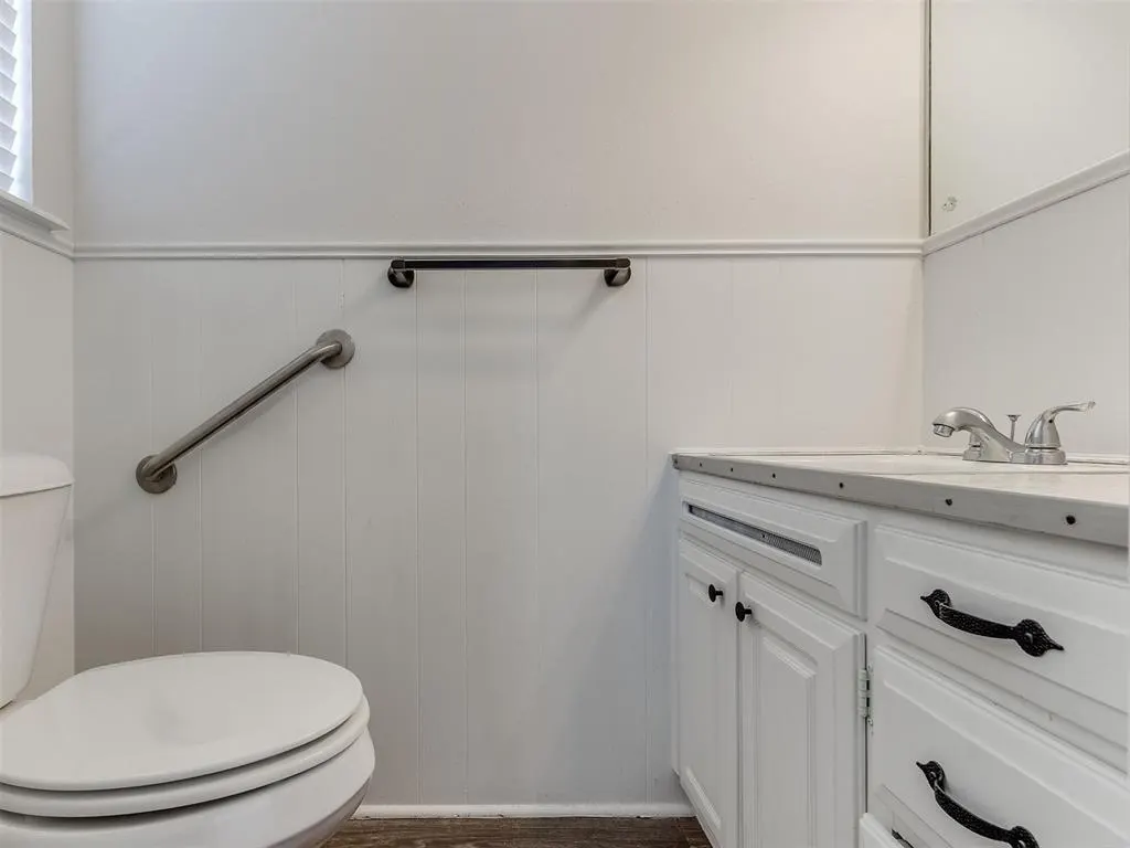 Photo 14 — 844 Butler Street, Oklahoma City, OK 73160