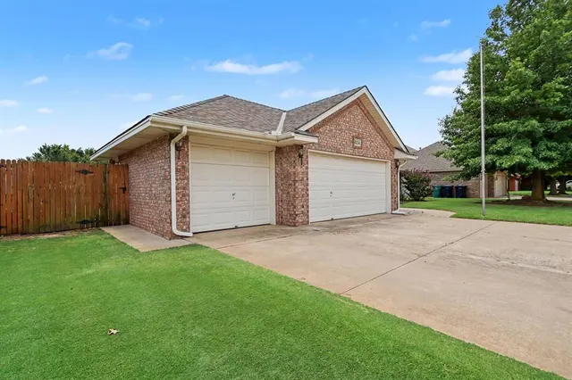 Photo 4 — 8204 NW 64th Terrace, Oklahoma City, OK 73132