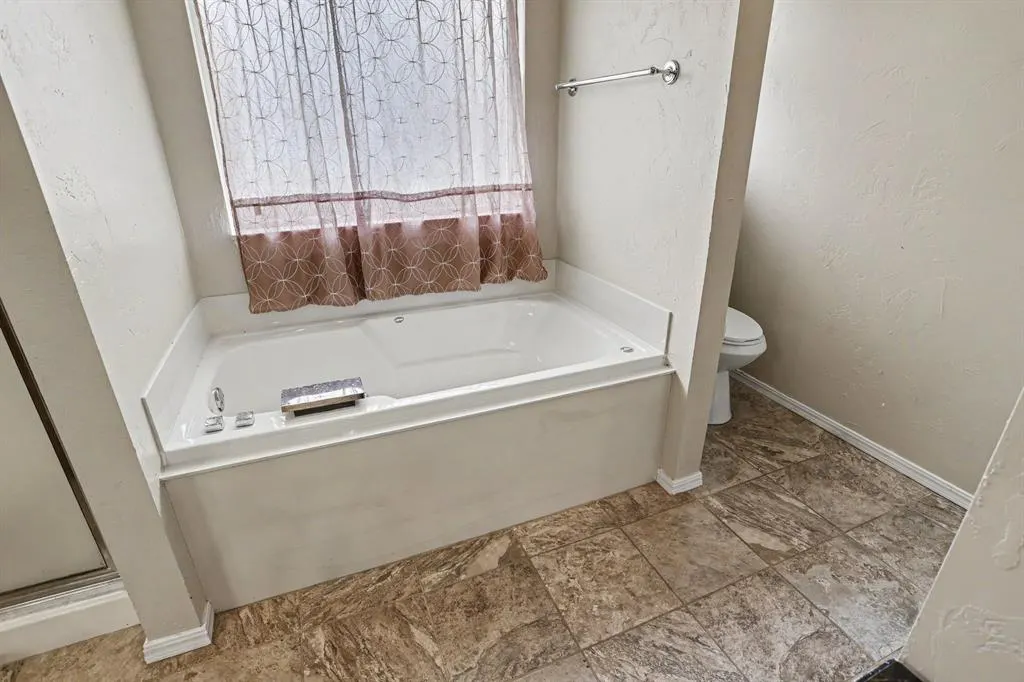 Photo 24 — 8204 NW 64th Terrace, Oklahoma City, OK 73132