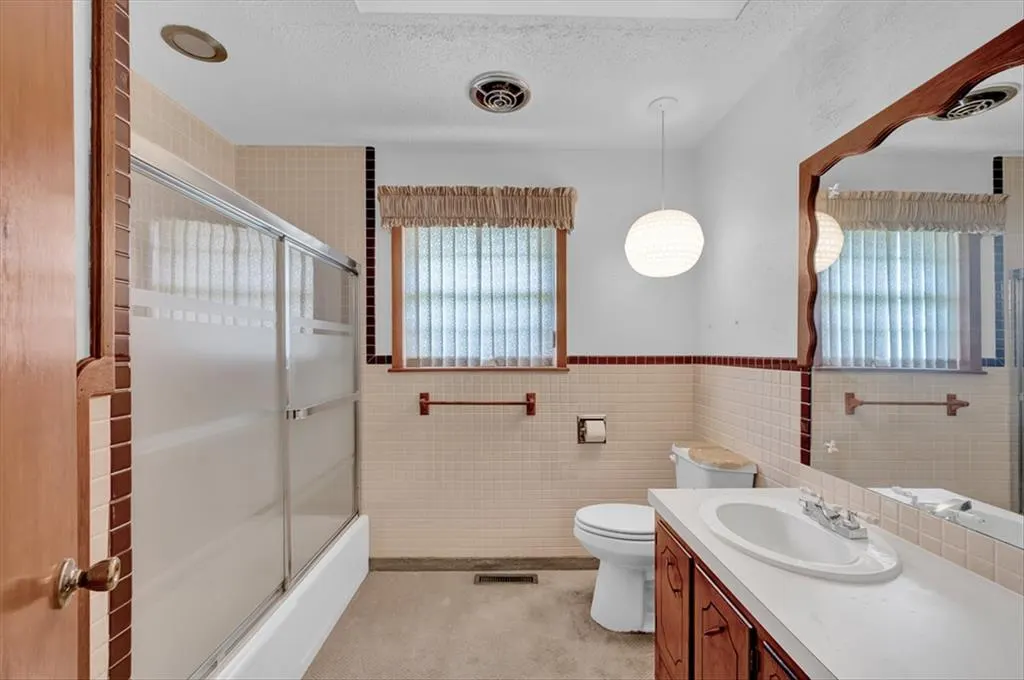 Photo 29 — 202 E Park Street, McLoud, OK 74851