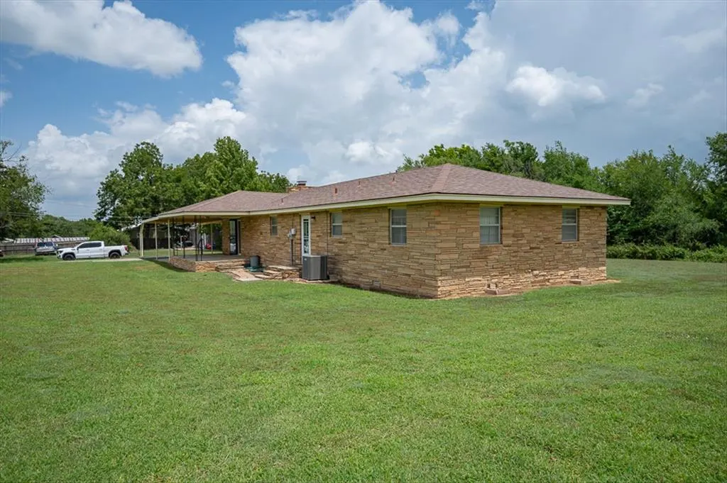 Photo 39 — 202 E Park Street, McLoud, OK 74851