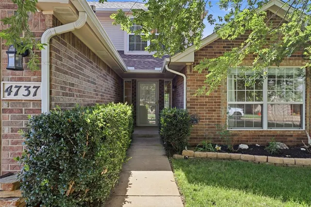 Photo 4 — 4737 Hemlock Circle, Oklahoma City, OK 73162