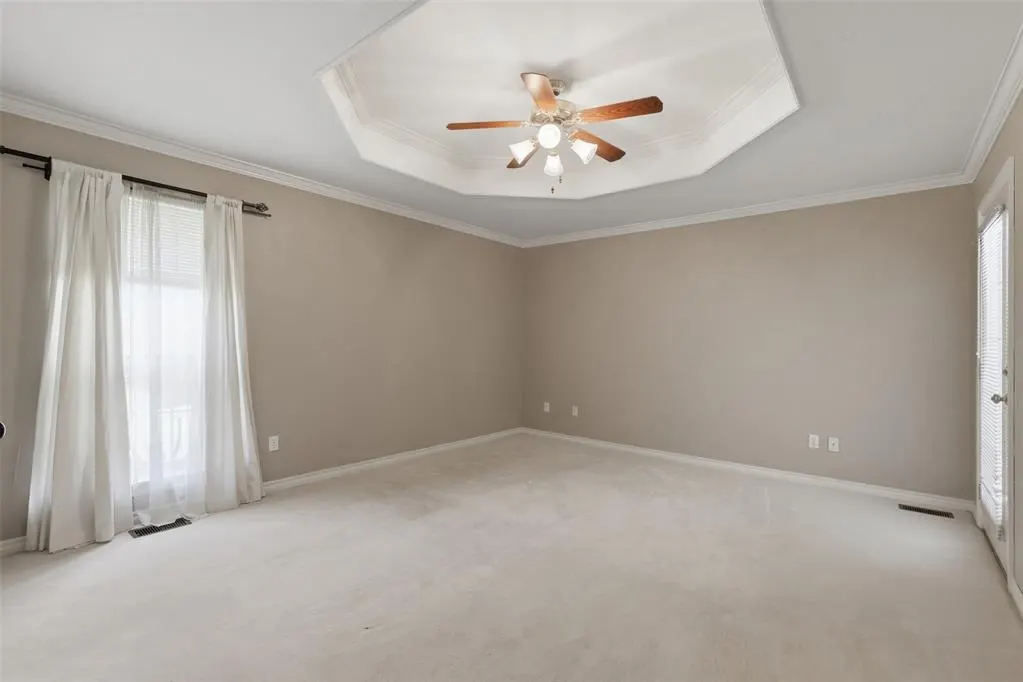 Photo 18 — 4737 Hemlock Circle, Oklahoma City, OK 73162