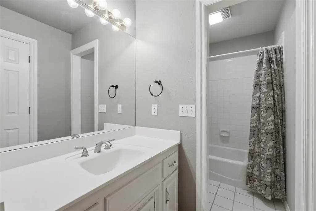Photo 29 — 4737 Hemlock Circle, Oklahoma City, OK 73162