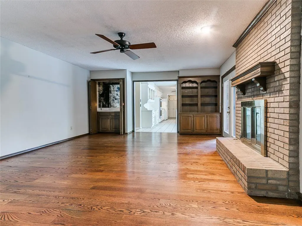 Photo 11 — 106 N Trail Ridge Road, Edmond, OK 73012