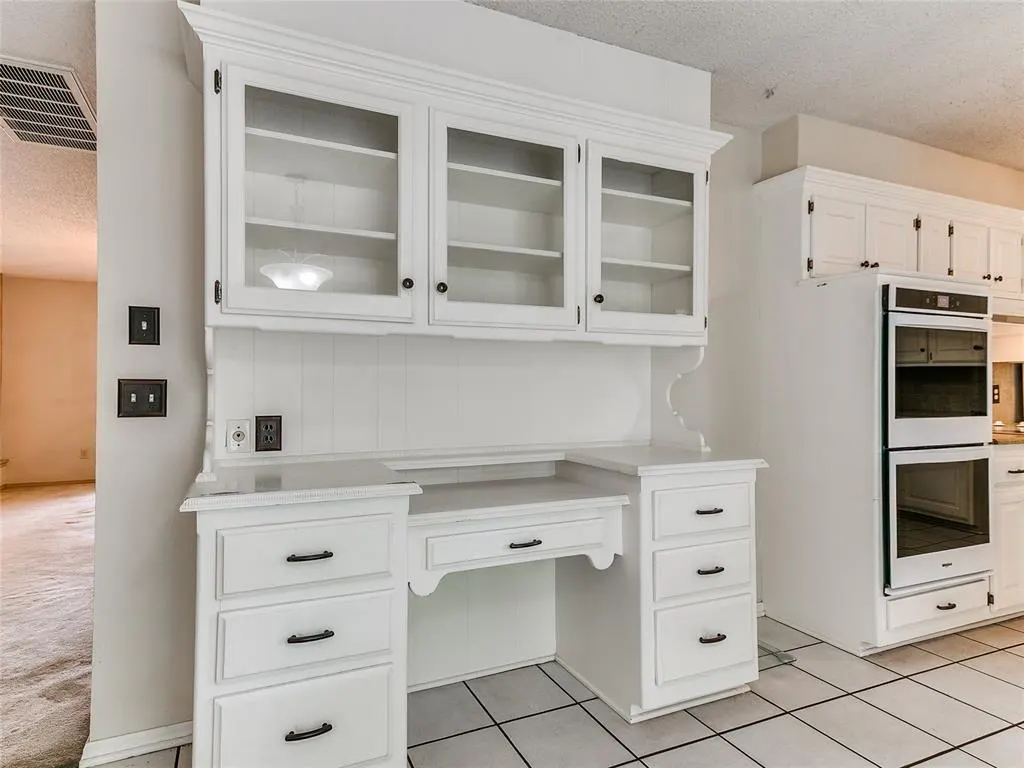 Photo 17 — 106 N Trail Ridge Road, Edmond, OK 73012