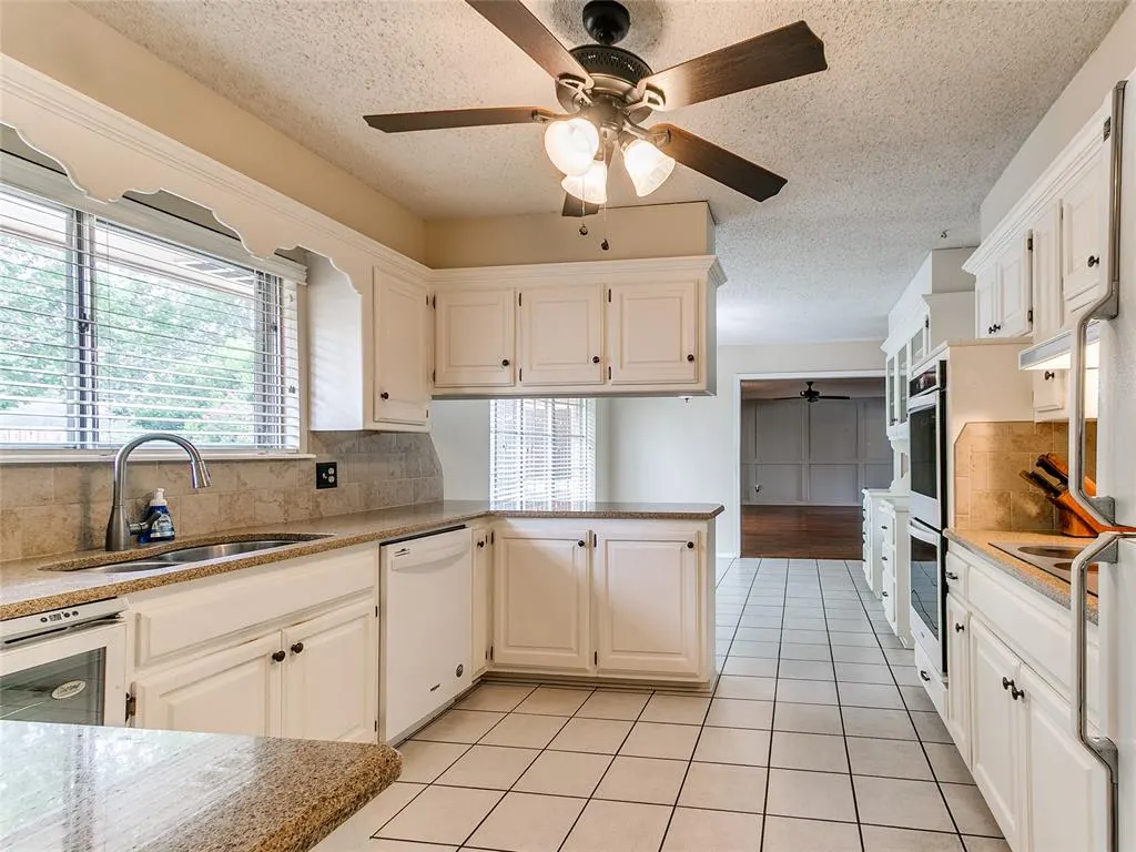 Photo 25 — 106 N Trail Ridge Road, Edmond, OK 73012