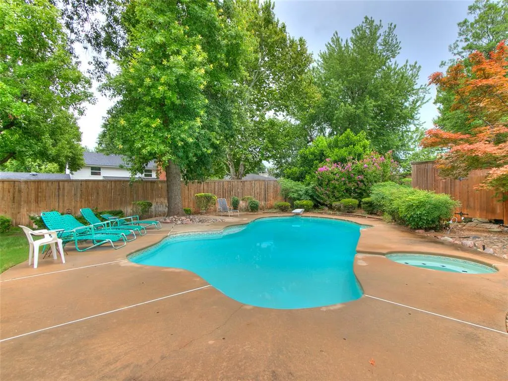 Photo 42 — 106 N Trail Ridge Road, Edmond, OK 73012
