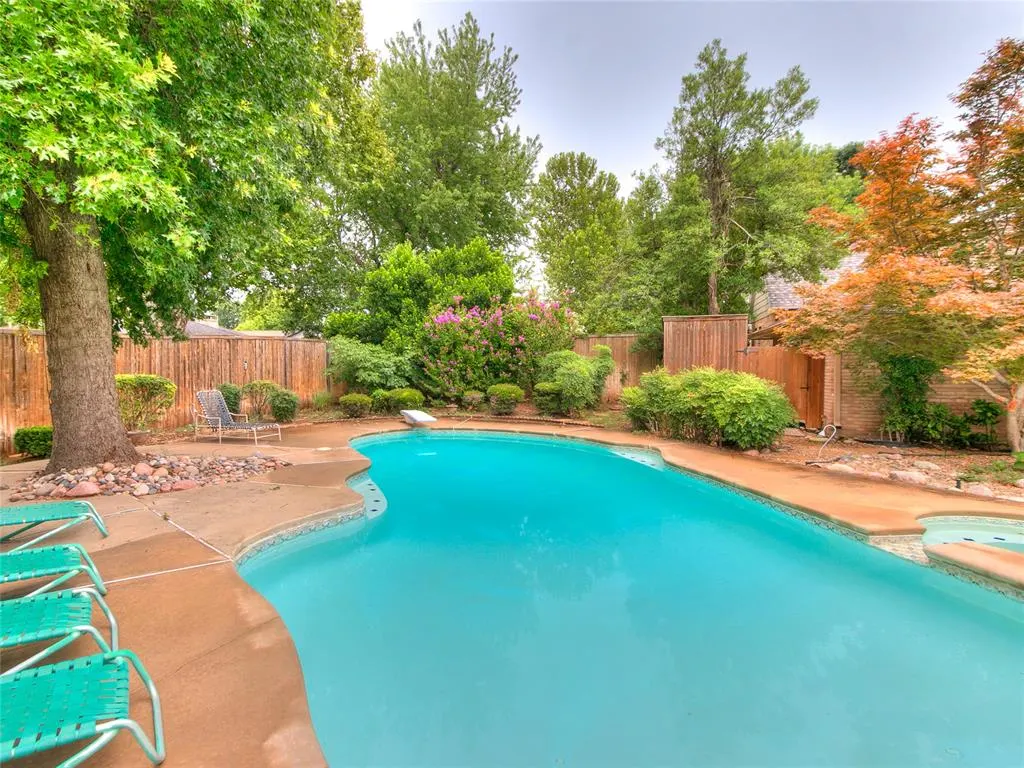 Photo 47 — 106 N Trail Ridge Road, Edmond, OK 73012
