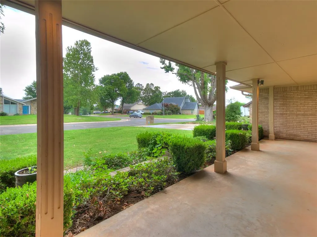 Photo 48 — 106 N Trail Ridge Road, Edmond, OK 73012