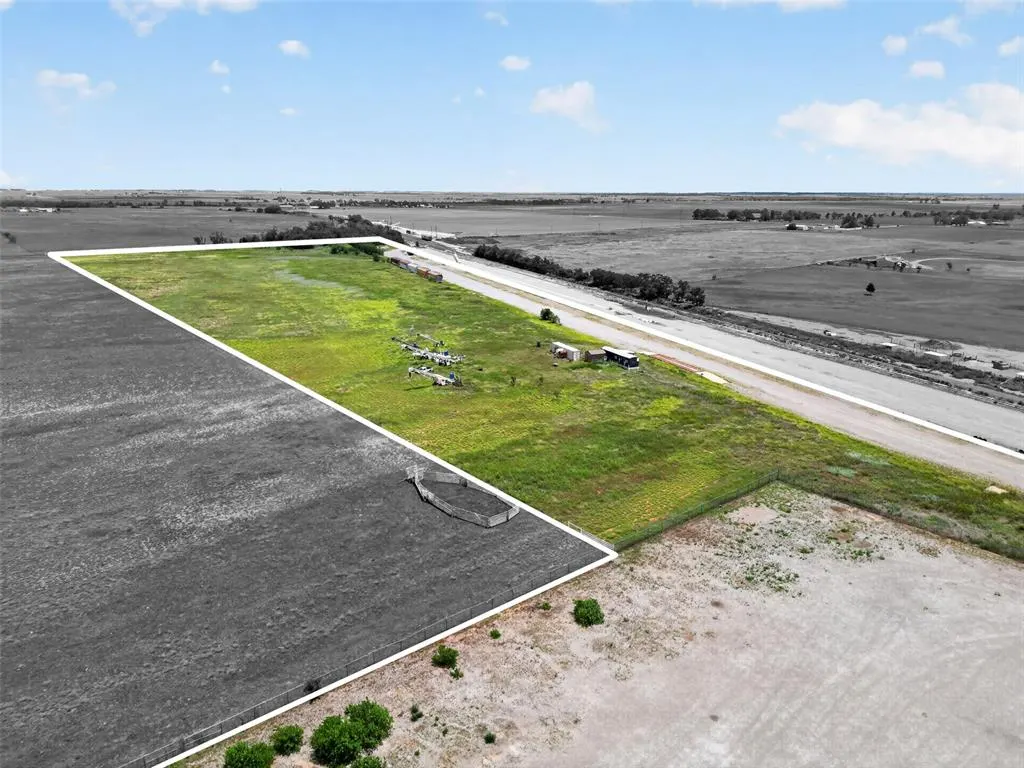 Photo 9 — 906 S Eastern Avenue, Elk City, OK 76344