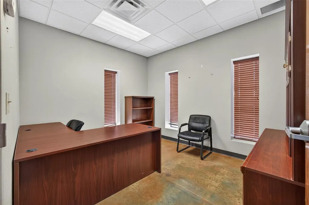 Photo 27 — 906 S Eastern Avenue, Elk City, OK 76344