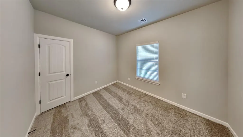Photo 13 — 9901 Quarter Horse Trail, Yukon, OK 73099