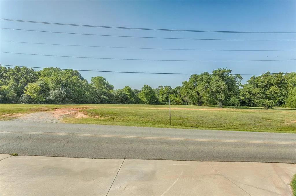 Photo 10 — 12100 S Broadway Street, Edmond, OK 73034