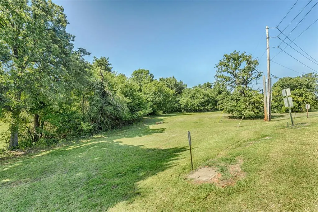 Photo 14 — 12100 S Broadway Street, Edmond, OK 73034