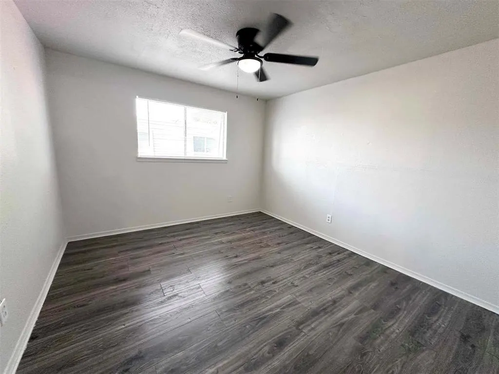 Photo 8 — 7317 Melrose Lane C, Oklahoma City, OK 73127