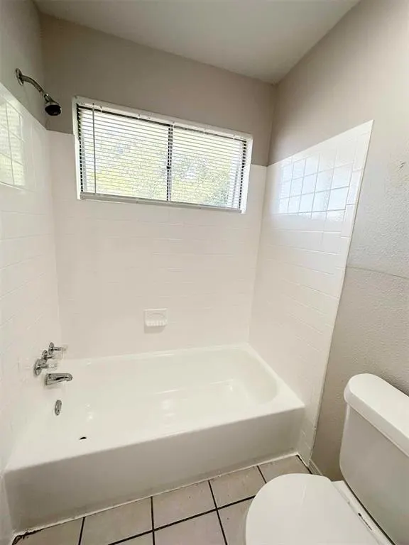 Photo 11 — 7317 Melrose Lane C, Oklahoma City, OK 73127